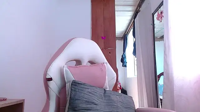 sapphiresexyhot online show from 07/31/26, 07:35