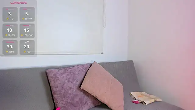 alisson sanders online show from 08/04/26, 01:03