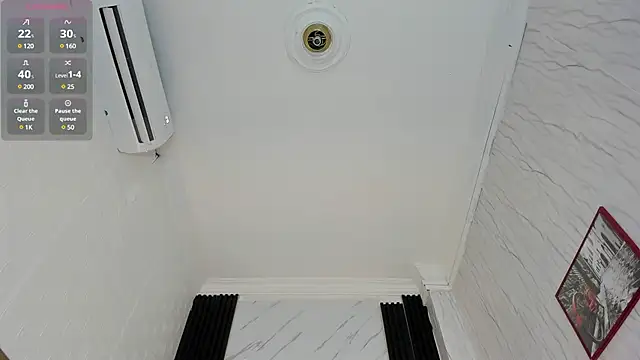 Snapshot of TOWERS21_ chatting on 01/08/25, 07:56 TOWERS21 online show from 01/08/25, 07:56