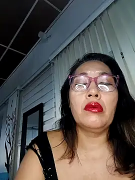 anniecoopeer online show from 01/02/25, 12:13