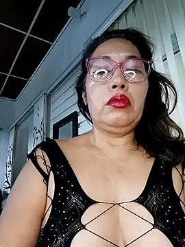 anniecoopeer online show from 01/02/25, 03:40
