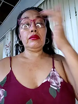 anniecoopeer online show from 01/11/25, 04:03