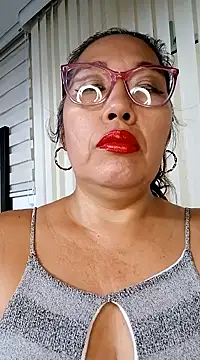 anniecoopeer online show from 01/28/25, 03:46