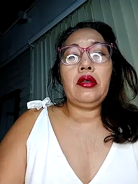 anniecoopeer online show from 02/02/25, 11:08