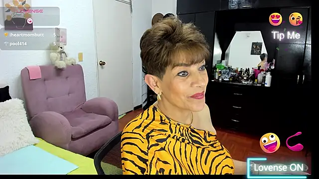 Angelina Stone 65 online show from 11/26/25, 01:06