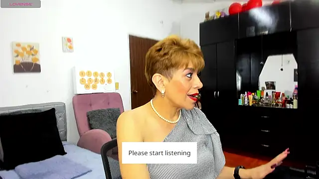 Angelina Stone 65 online show from 05/07/26, 12:38