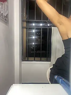 Snapshot of NairobiLee chatting on 11/11/25, 10:04 NairobiLee online show from 11/11/25, 10:04