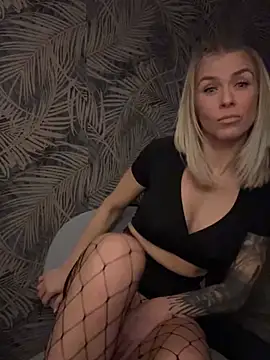 Snapshot of BlueEyesCarole chatting on 01/23/25, 07:07 BlueEyesCarole online show from 01/23/25, 07:07