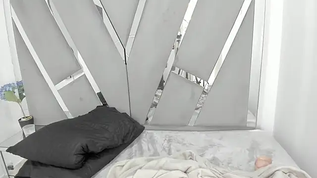 kittyhtx online show from 03/08/25, 08:22