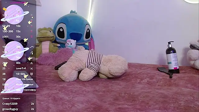 evie cloud online show from 10/11/25, 03:39