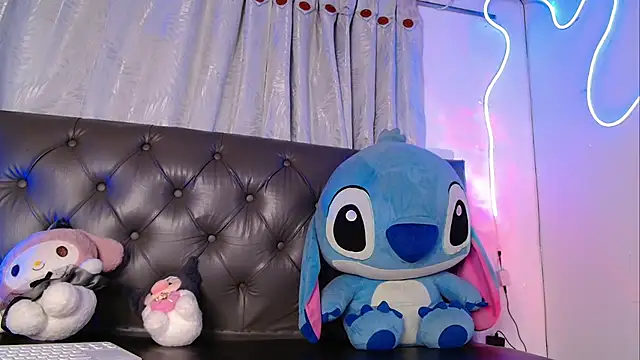evie cloud online show from 06/05/26, 06:52