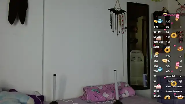evie cloud online show from 07/23/26, 11:02