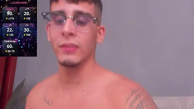 iamcamiloo  online show from 12/10/24, 03:52