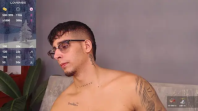 iamcamiloo  online show from 12/12/24, 03:43