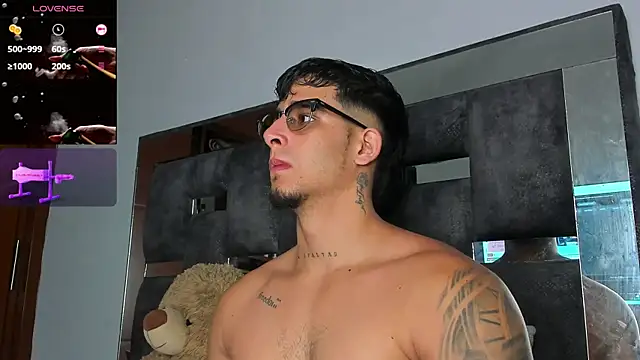 iamcamiloo  online show from 10/01/25, 05:13