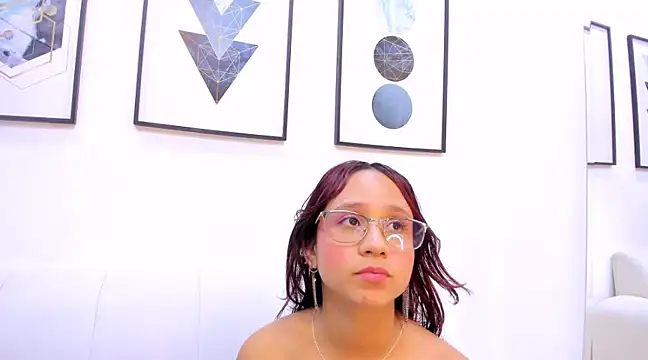 MelanieRoah online show from 12/28/24, 10:55