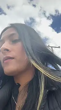 cami leon online show from 01/02/25, 03:08