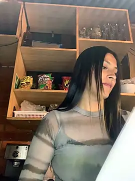cami leon online show from 01/17/25, 11:40