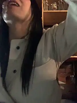 cami leon online show from 01/29/25, 04:05