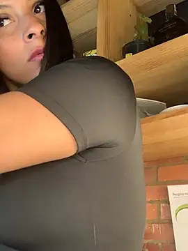 cami leon online show from 02/12/25, 11:20