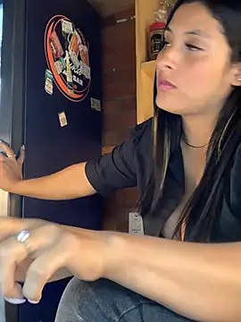 cami leon online show from 03/02/25, 04:50