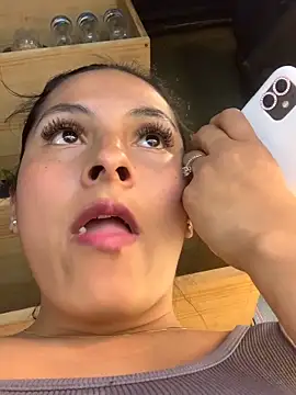 cami leon online show from 03/04/25, 04:06