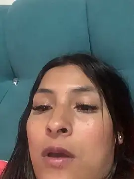 cami leon online show from 03/08/25, 01:47