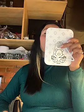 cami leon online show from 03/12/25, 10:07