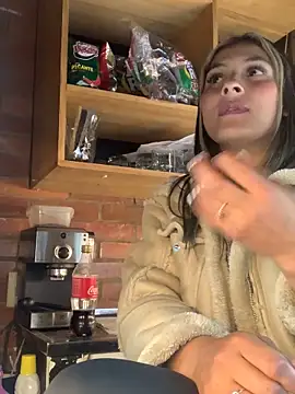 cami leon online show from 03/20/25, 03:23