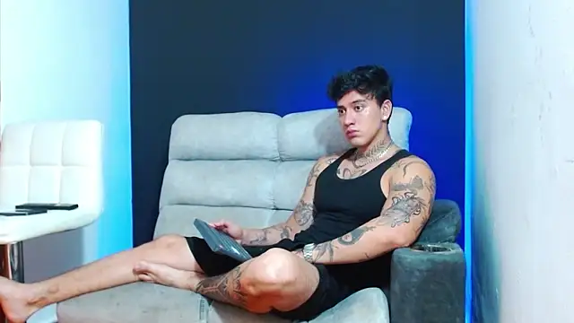 JUSTIN FULLER1 online show from 05/04/26, 06:59