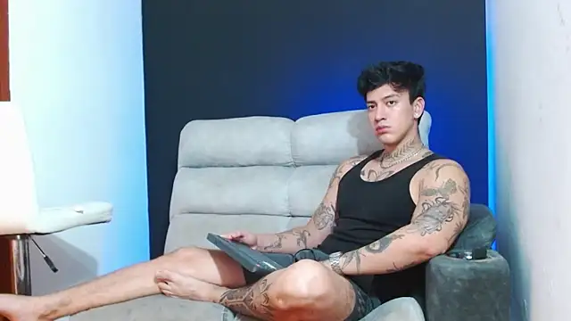 JUSTIN FULLER1 online show from 05/14/26, 05:53