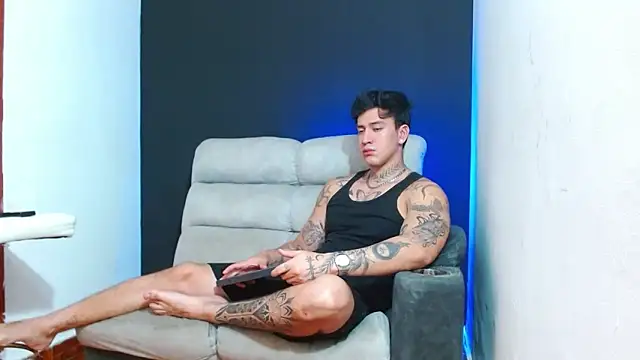JUSTIN FULLER1 online show from 06/11/26, 03:32