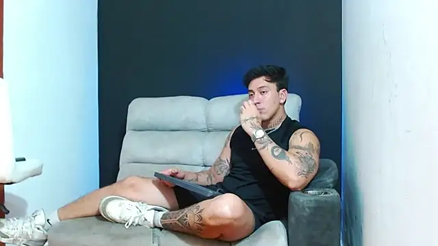 JUSTIN FULLER1 online show from 07/12/26, 04:14