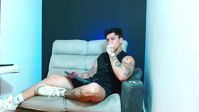 JUSTIN FULLER1 online show from 07/14/26, 08:58