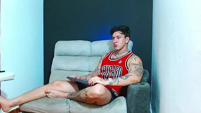 JUSTIN FULLER1 online show from 07/26/26, 01:36