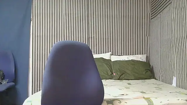 Snapshot of Lilmisskay18 chatting on 01/08/26, 10:50 Lilmisskay18 online show from 01/08/26, 10:50