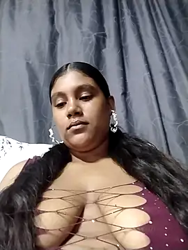 Snapshot of Lilmisskay18 chatting on 04/08/26, 01:11 Lilmisskay18 online show from 04/08/26, 01:11