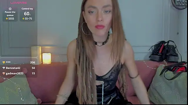 KellyFouler online show from 03/09/25, 05:28