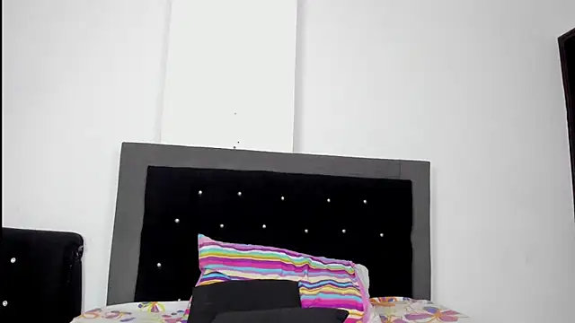 skaysanchez1 online show from 01/15/25, 05:58