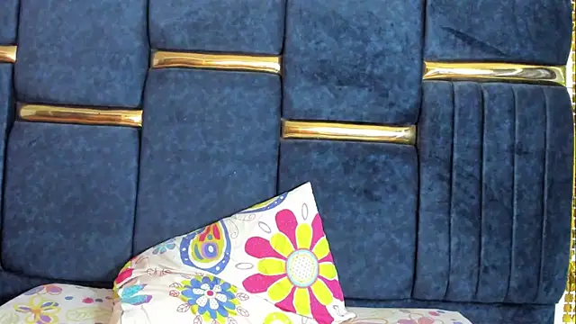 Snapshot of skaysanchez1 chatting on 11/21/25, 07:45 skaysanchez1 online show from 11/21/25, 07:45