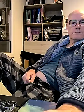 bogland33 online show from 02/01/25, 11:06