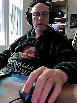 bogland33 online show from 02/14/25, 01:29