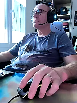 bogland33 online show from 02/16/25, 02:10