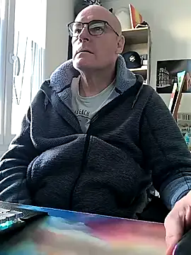 bogland33 online show from 02/18/25, 01:22