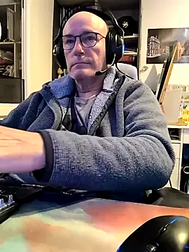 bogland33 online show from 02/19/25, 07:59