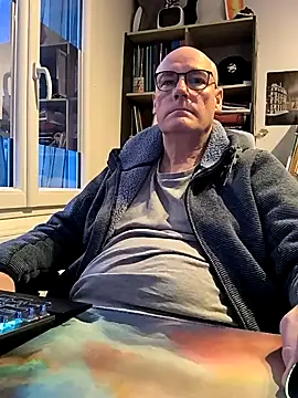bogland33 online show from 02/23/25, 05:39