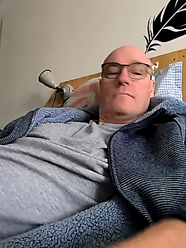 bogland33 online show from 02/25/25, 10:58