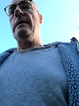 bogland33 online show from 02/25/25, 02:33