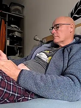 bogland33 online show from 09/28/25, 08:09