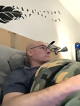 bogland33 online show from 10/11/25, 10:41